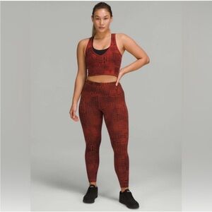 Lululemon Wunder Train Contour Fit High Rise Tight 25” in Lululemon Ombré Red